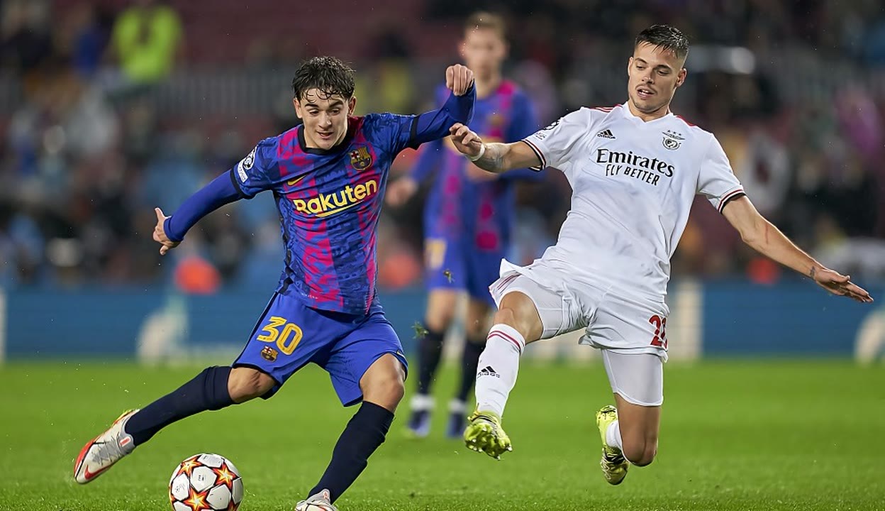 爱游戏官方网站-纽卡斯尔主场狂攻vs本菲卡穆帅铁阵