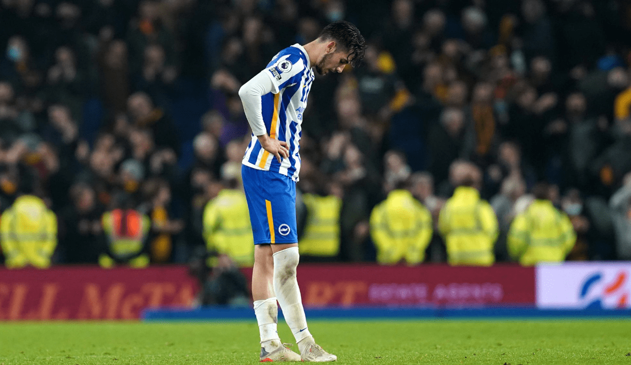 爱游戏-风云突变！门兴格拉德巴赫赛前再遭质疑，意大利杯版图或变，媒体盛赞，身体对抗强度拉满的简单介绍